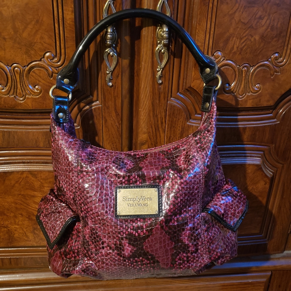 Simply Vera purple & black medium snakeskin like shoulder bag by Vera Wang